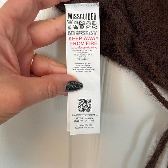 Carli Bybel X Missguided NWT Chocolate fluffy knit backless Tie Top Size 6 - Picture 9 of 9